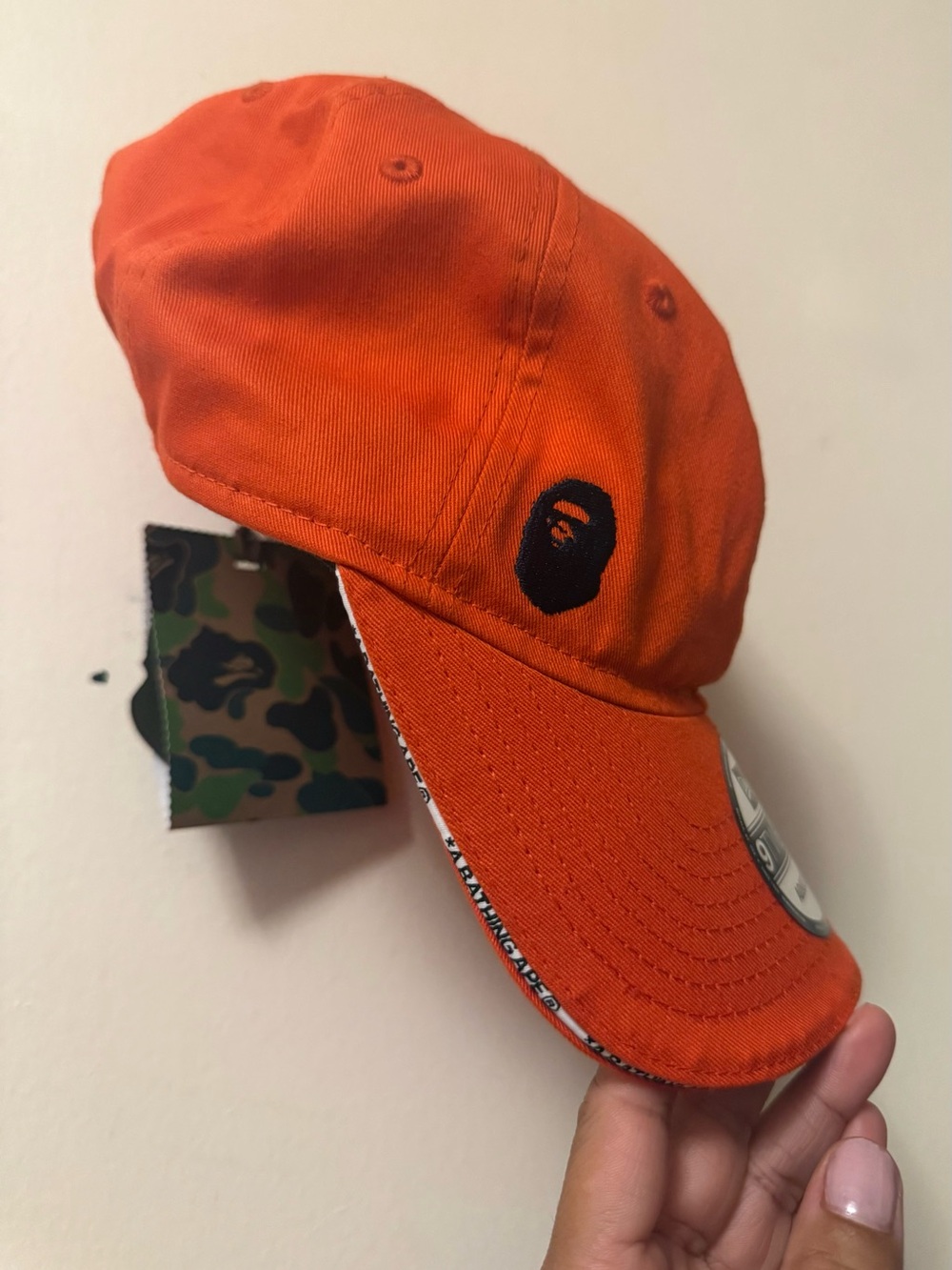 A Bathing Ape
BRAND NEW WITH TAG
Orange Embroidered Logo Strapback Cap